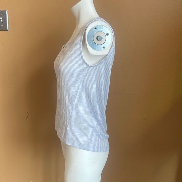 ATHLETA BREEZY STRIPE MUSCLE TANK SIZE XS - Picture 3 of 11